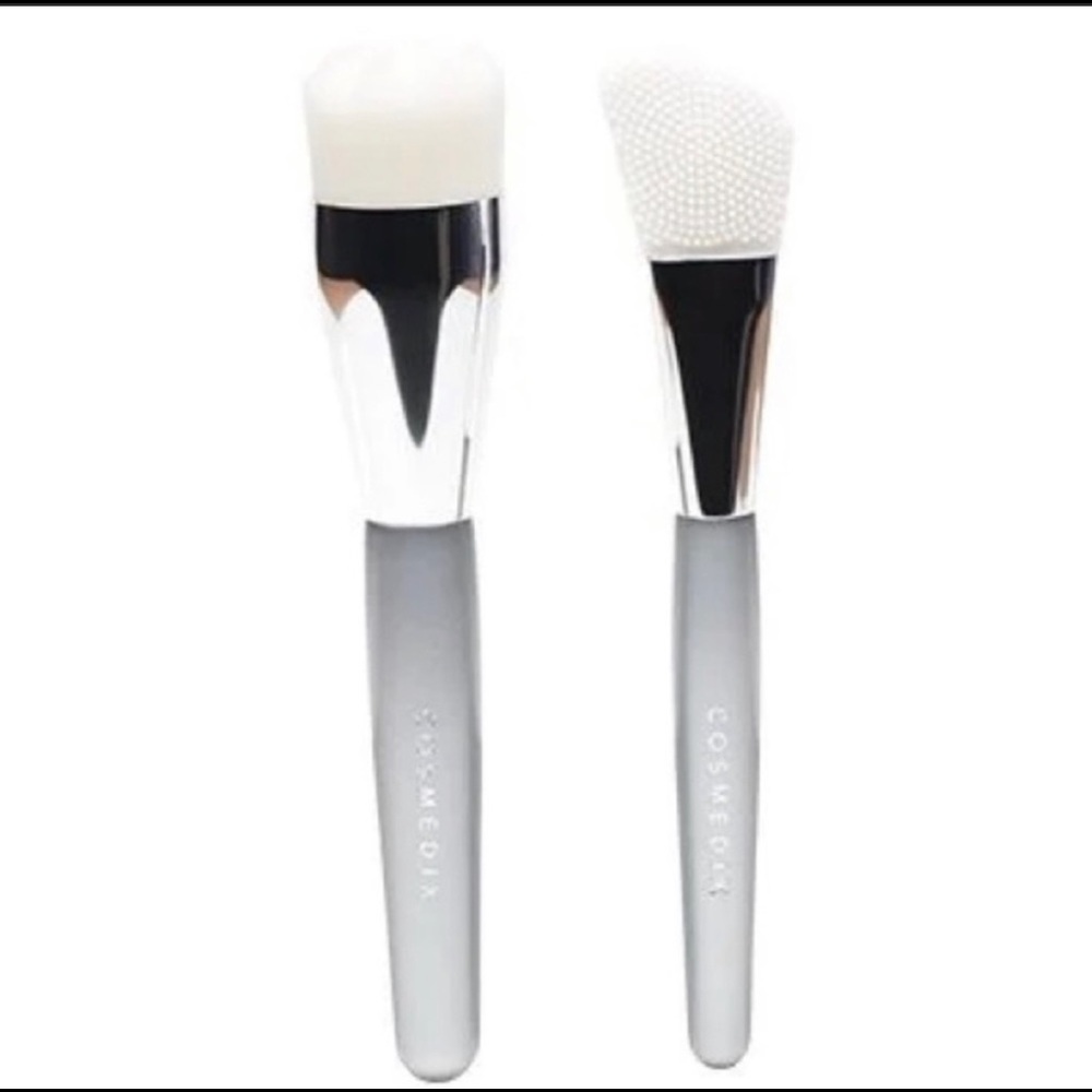 Cosmedix 2 piece brush set BNIB.